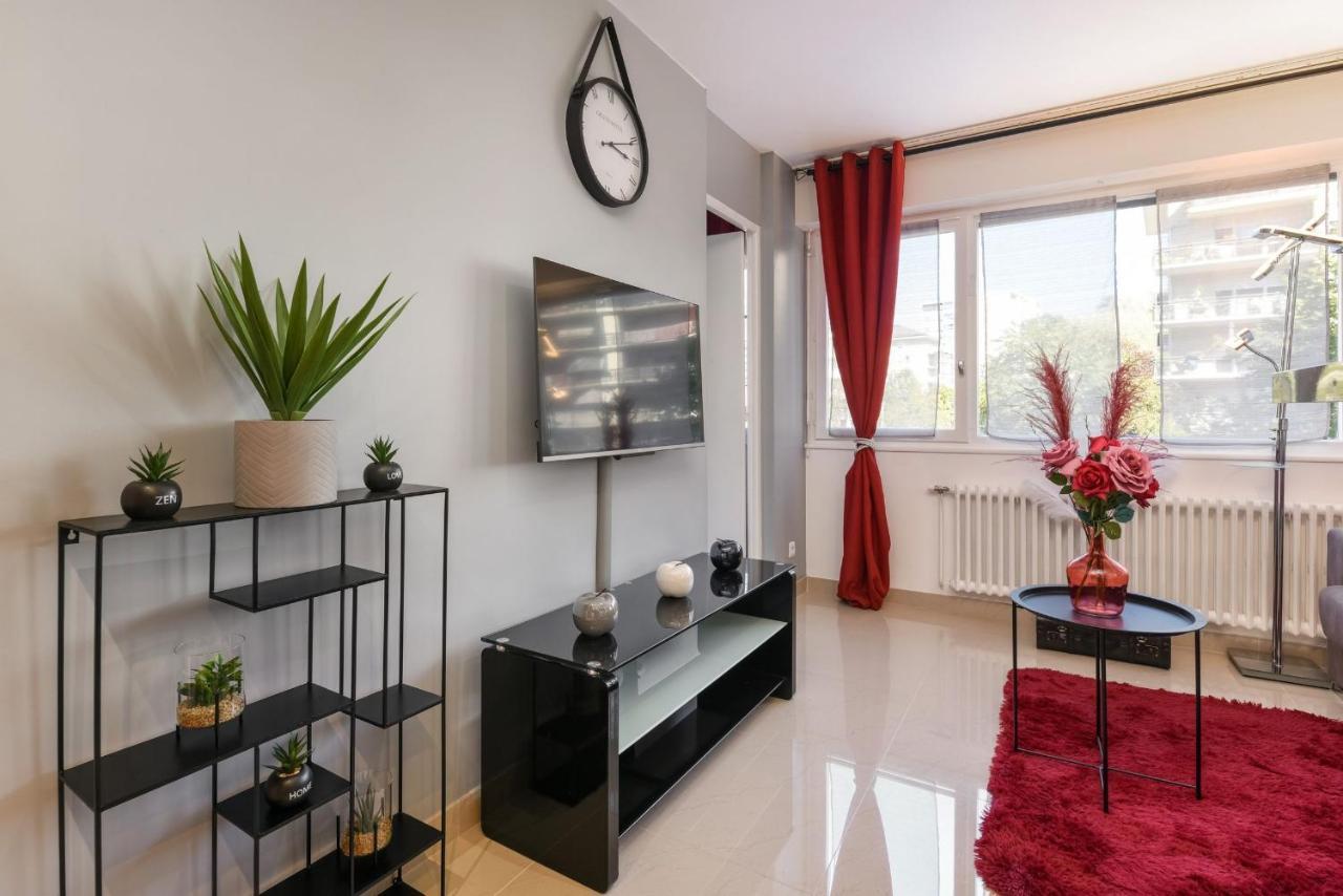 Апартаменты Au Nom De La Rose - Casa Vostra - Caution 800 Eur & Id Requises - Аннемас Экстерьер фото