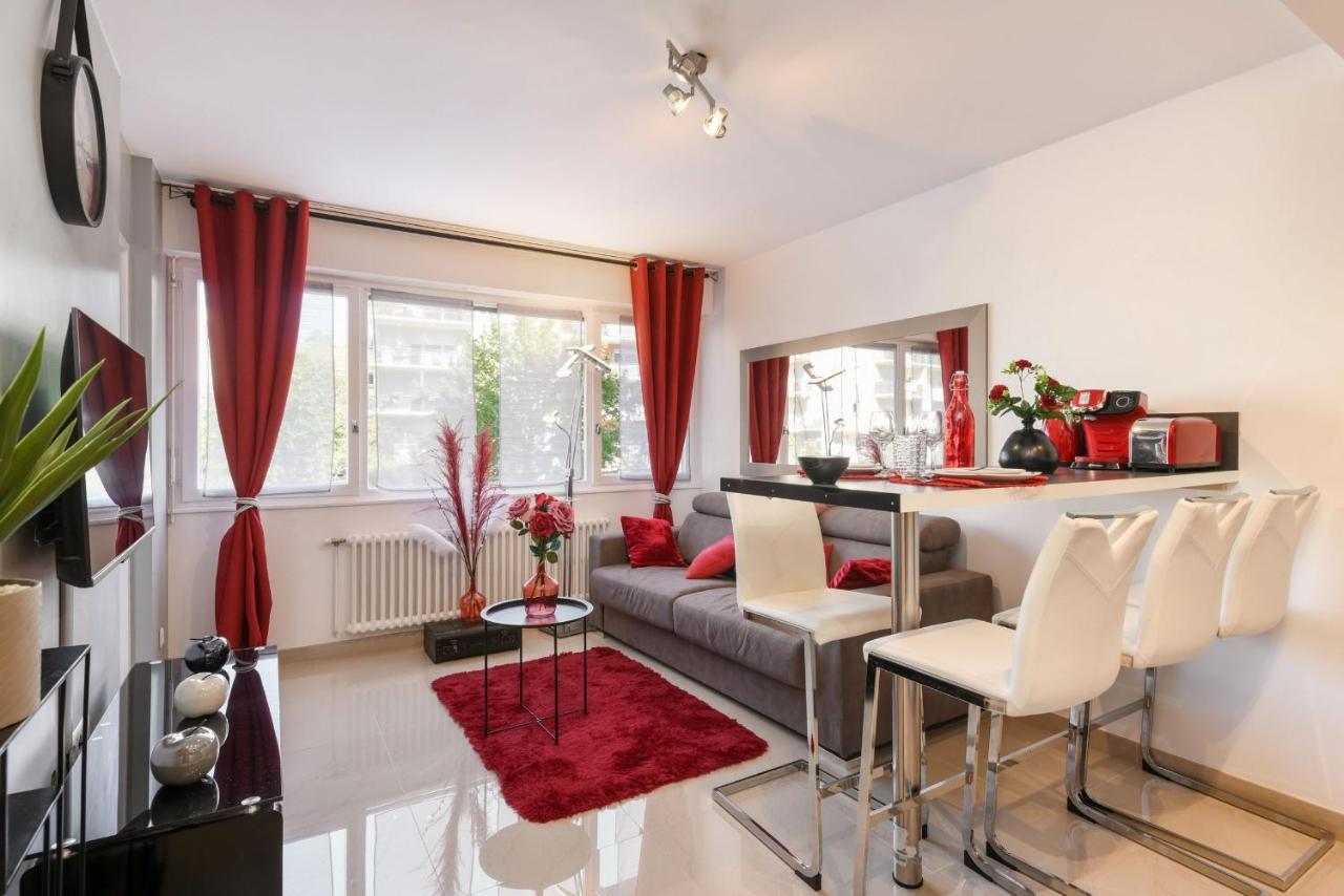 Апартаменты Au Nom De La Rose - Casa Vostra - Caution 800 Eur & Id Requises - Аннемас Экстерьер фото